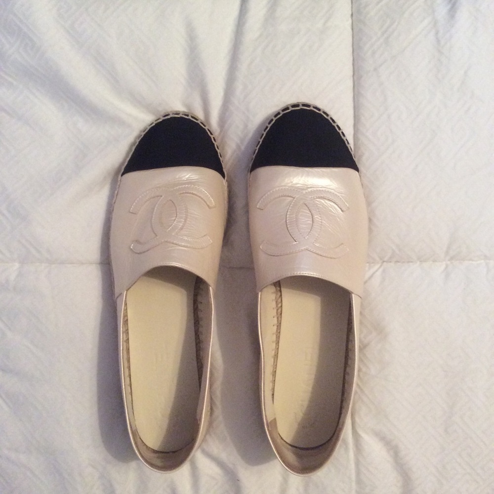 Chanel Espadrilles New SALE - Picture 3 of 8
